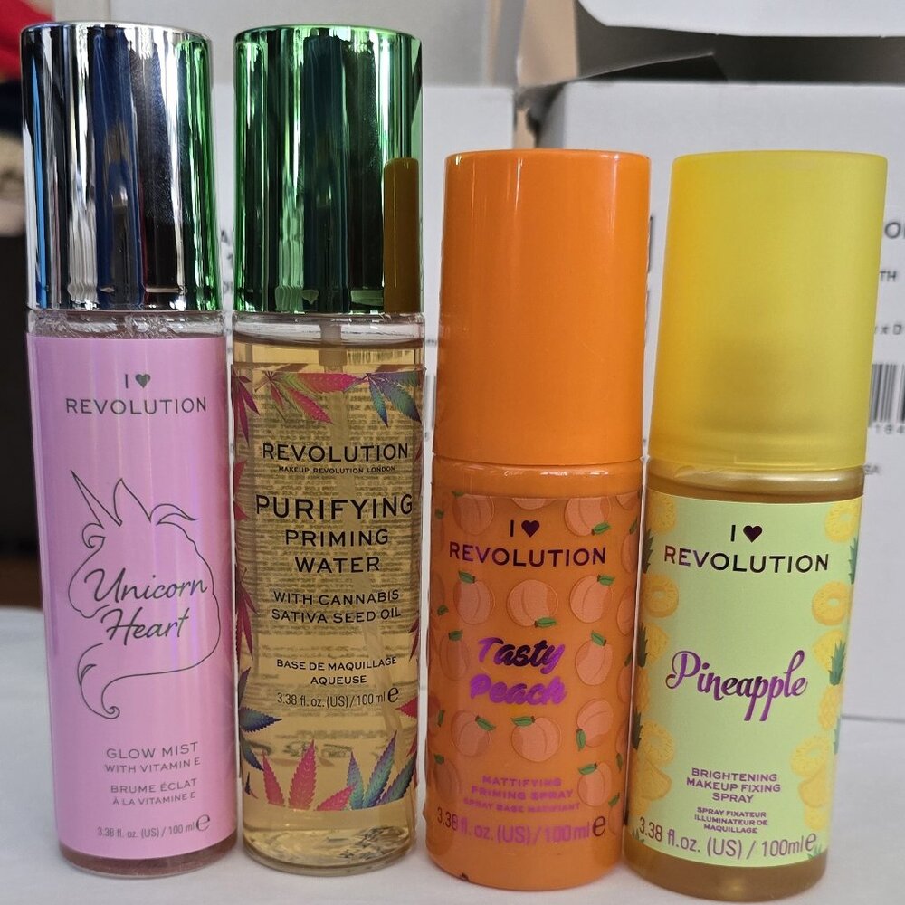 Revolution Glow Mist Priming Brightening Fixing Spray Pineapple Mattifying Peach
